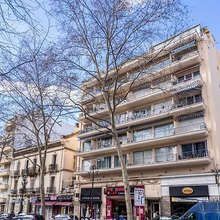 Lejlighed L'harmonie De Carnot Avec Balcon